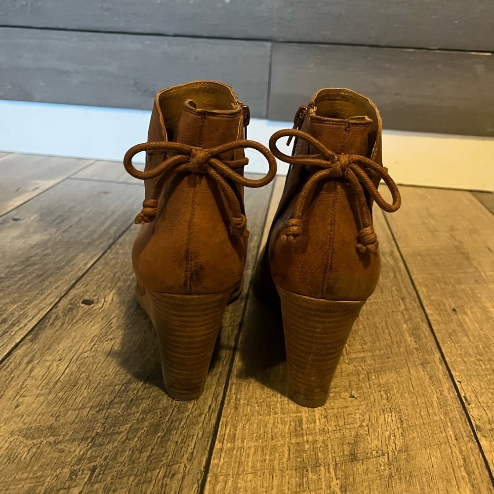 High heel booties